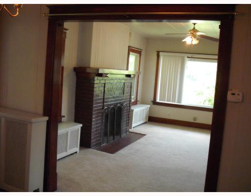 108 Airport Road Butler, PA 16002 - Photo 3 of 9 Living Room.