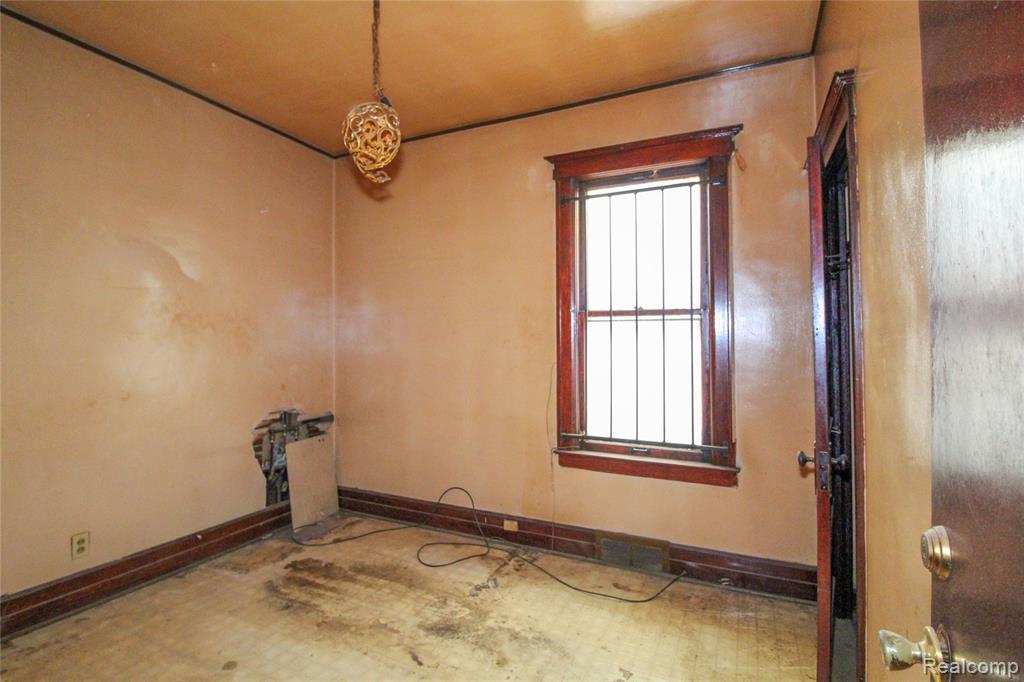 8357 Navy Street Detroit, MI 48209 - Photo 5 of 26