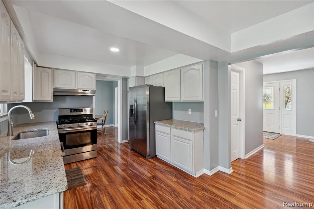 6746 Edgewood Road Canton, MI 48187 - Photo 14 of 63