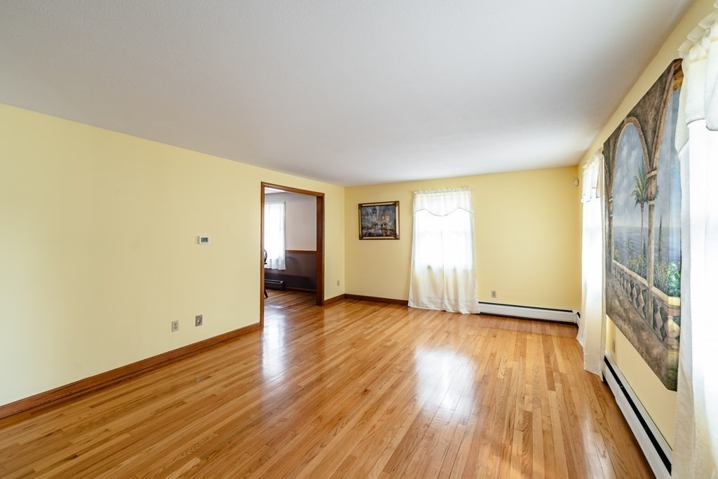 109 Chilson Road West Springfield, MA 01089 - Photo 6 of 24 Gallery Image 6