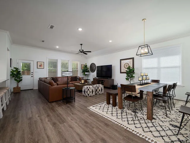 $382,000 | 3024 Royal Gdn Road, Tyler, TX 75701