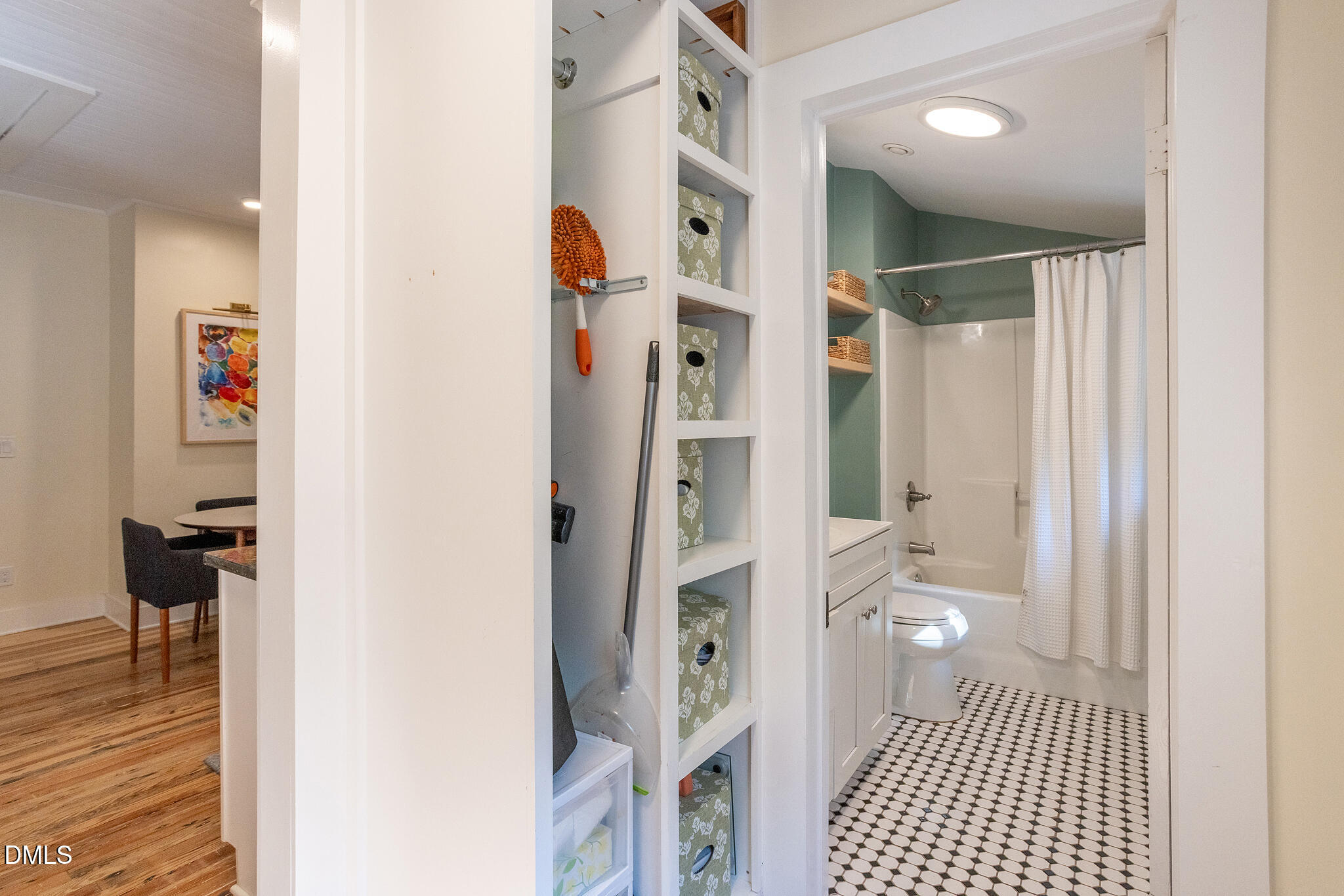 1112 Berkeley Street Durham, NC 27705 - Photo 11 of 22 Bathroom
