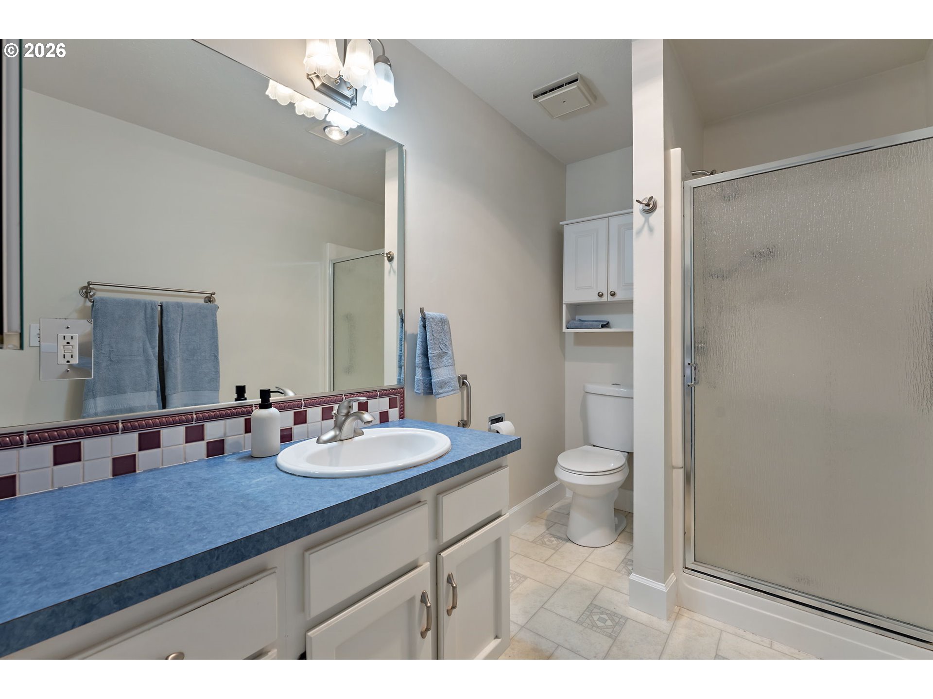 710 Northeast 110th Avenue Portland, OR 97220 - Photo 12 of 25