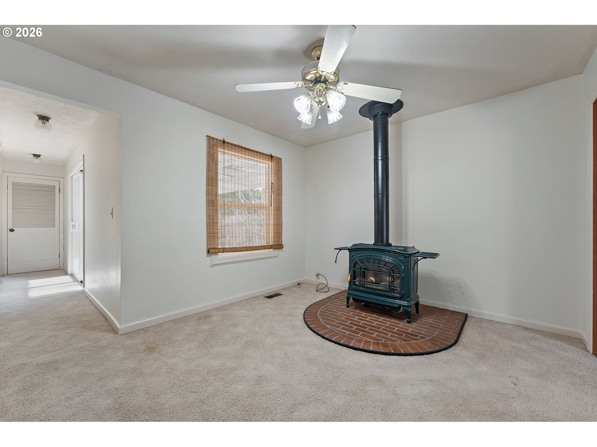 710 Northeast 110th Avenue Portland, OR 97220 - Photo 9 of 25