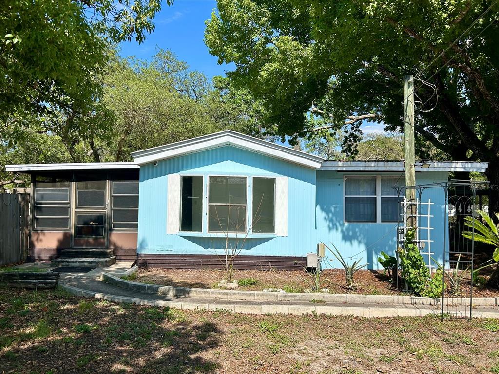 9846 Cardy Street New Port Richey, FL 34654 - Photo 7 of 92