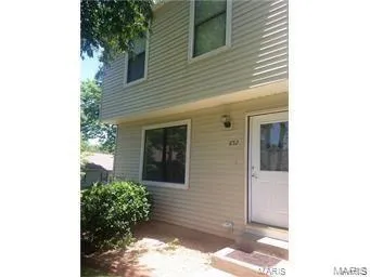 $179,000 | 652 Summer Winds Lane, Unit D, St. Peters, MO 63376