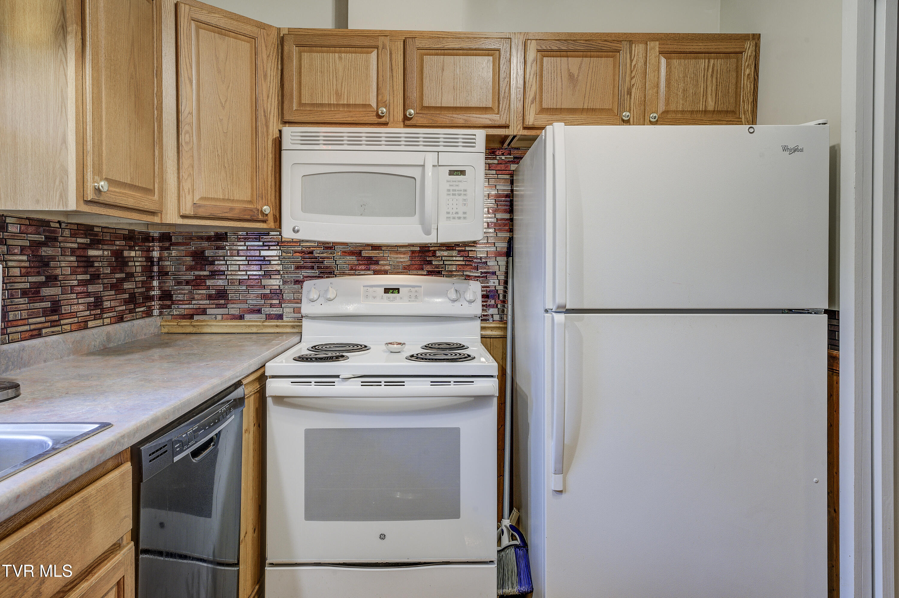 3395 Milburnton Road Limestone, TN 37681 - Photo 27 of 54 MilburtonRd-10