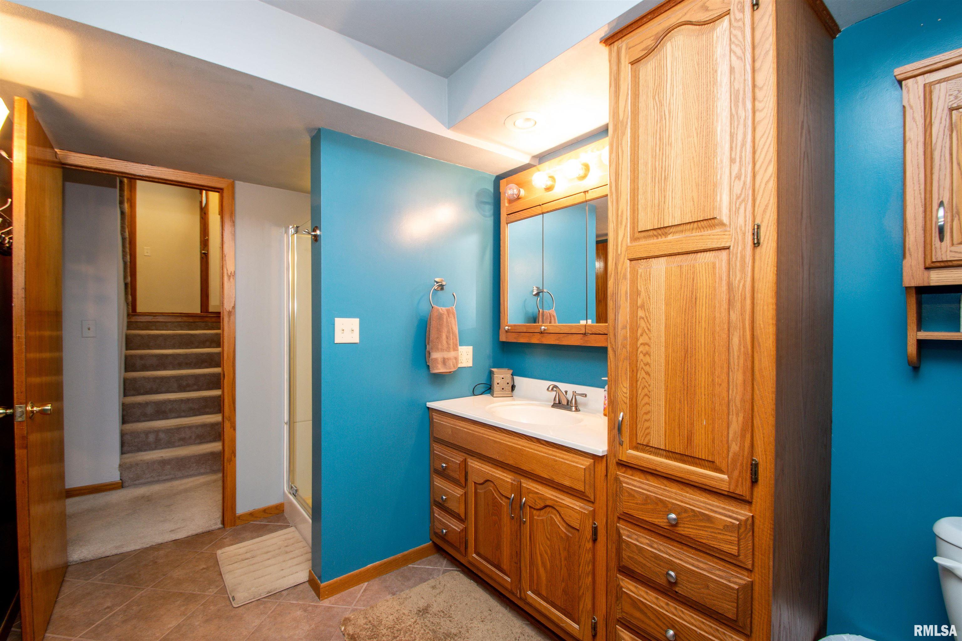 418 West Stonegate Road Peoria, IL 61614 - Photo 30 of 47 Gallery Image 30