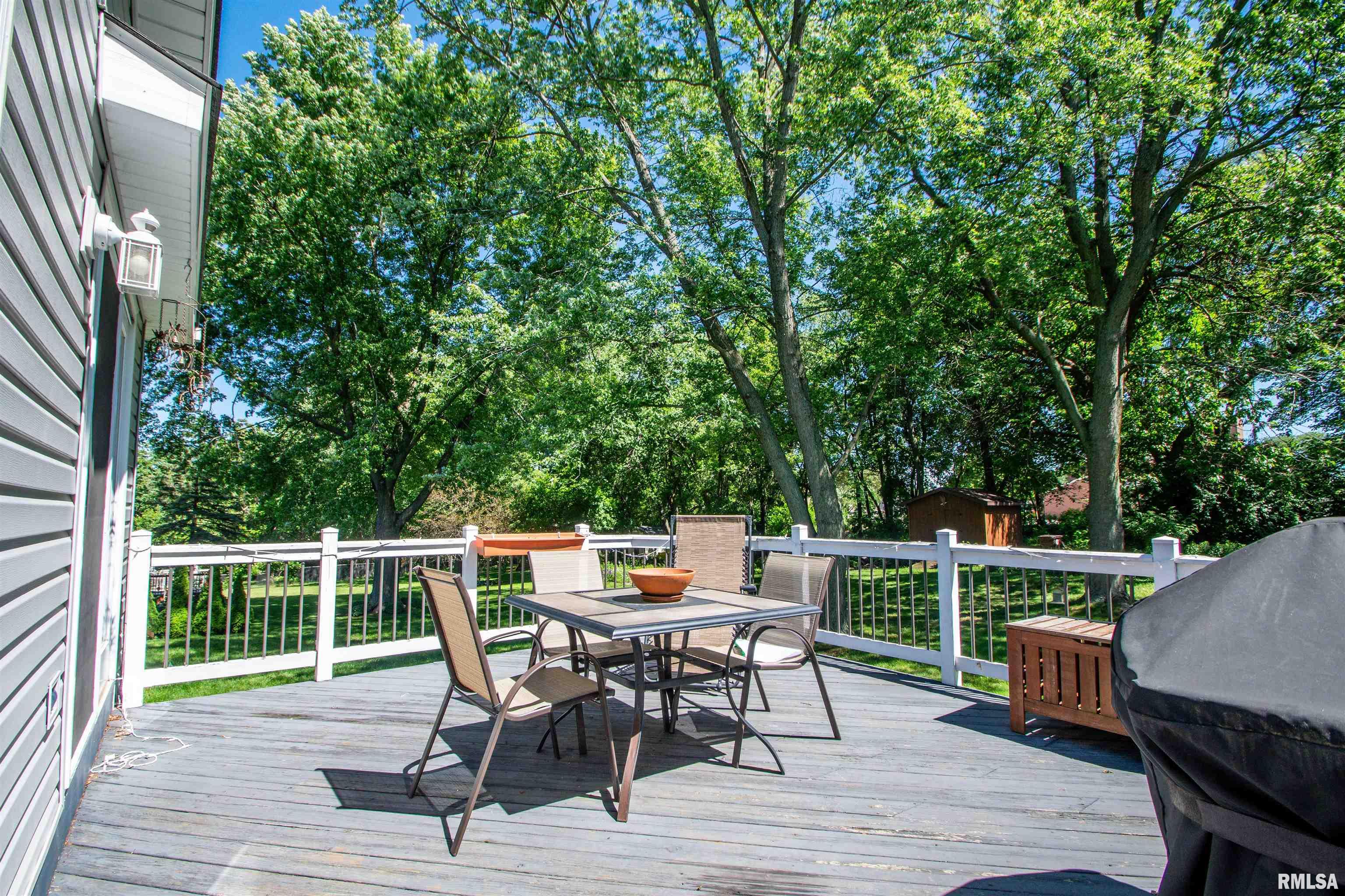 418 West Stonegate Road Peoria, IL 61614 - Photo 40 of 47 Gallery Image 40