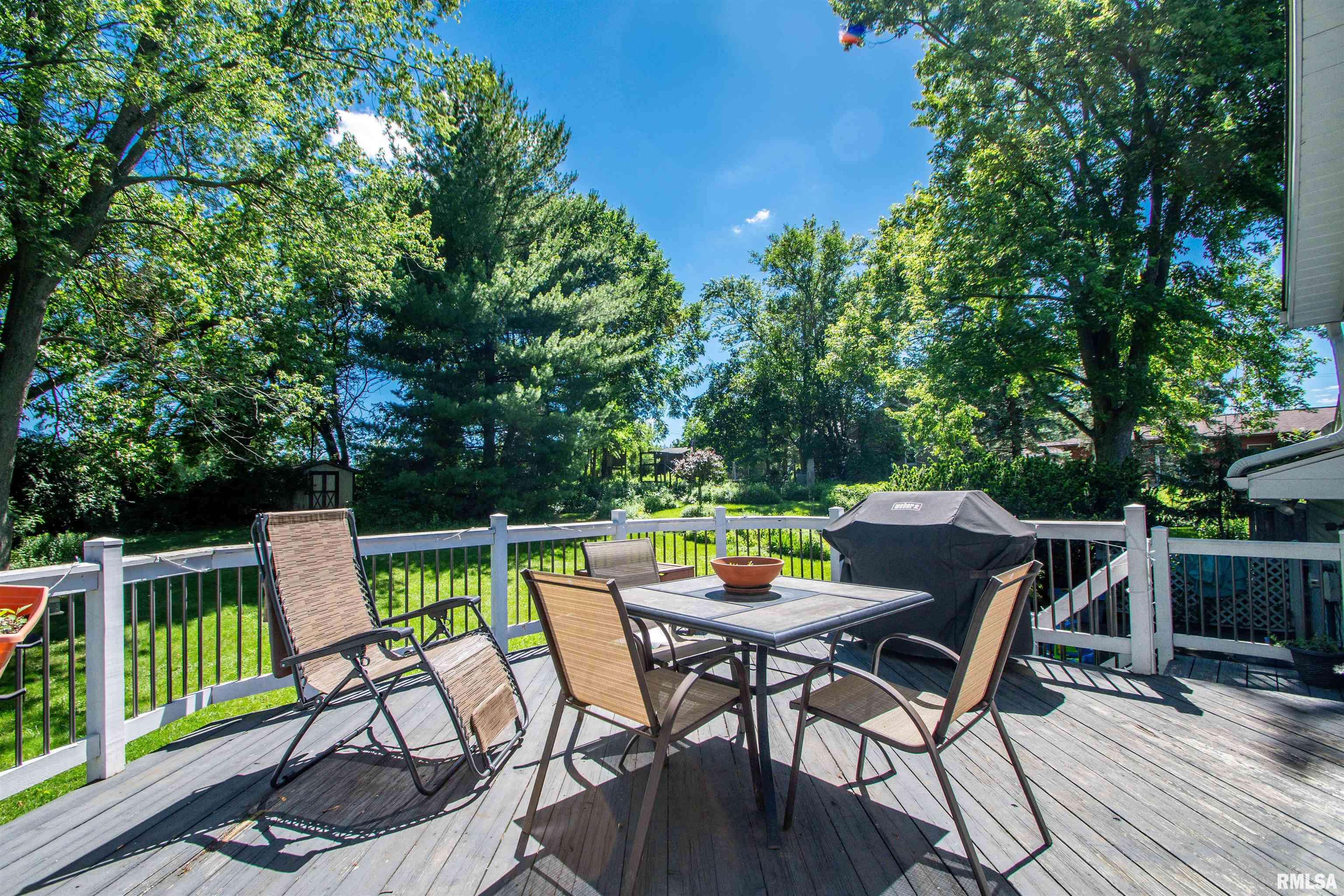 418 West Stonegate Road Peoria, IL 61614 - Photo 42 of 47 Gallery Image 42