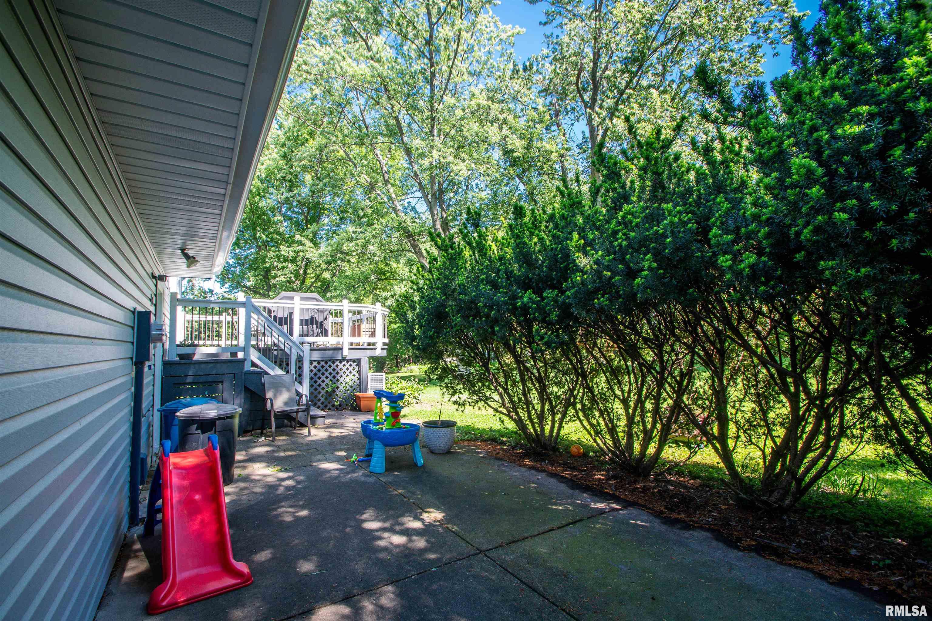 418 West Stonegate Road Peoria, IL 61614 - Photo 43 of 47 Gallery Image 43