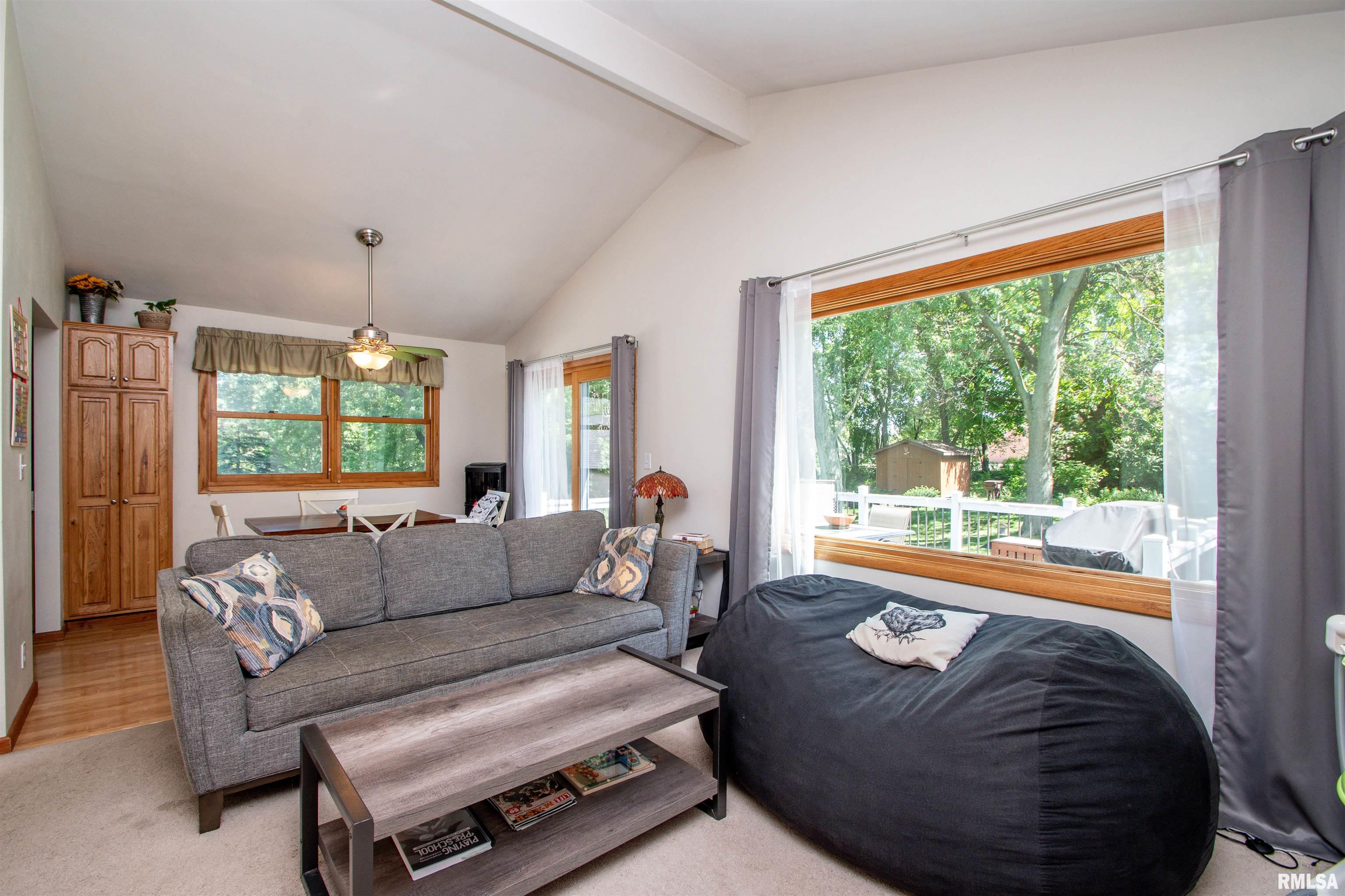 418 West Stonegate Road Peoria, IL 61614 - Photo 7 of 47 Gallery Image 7