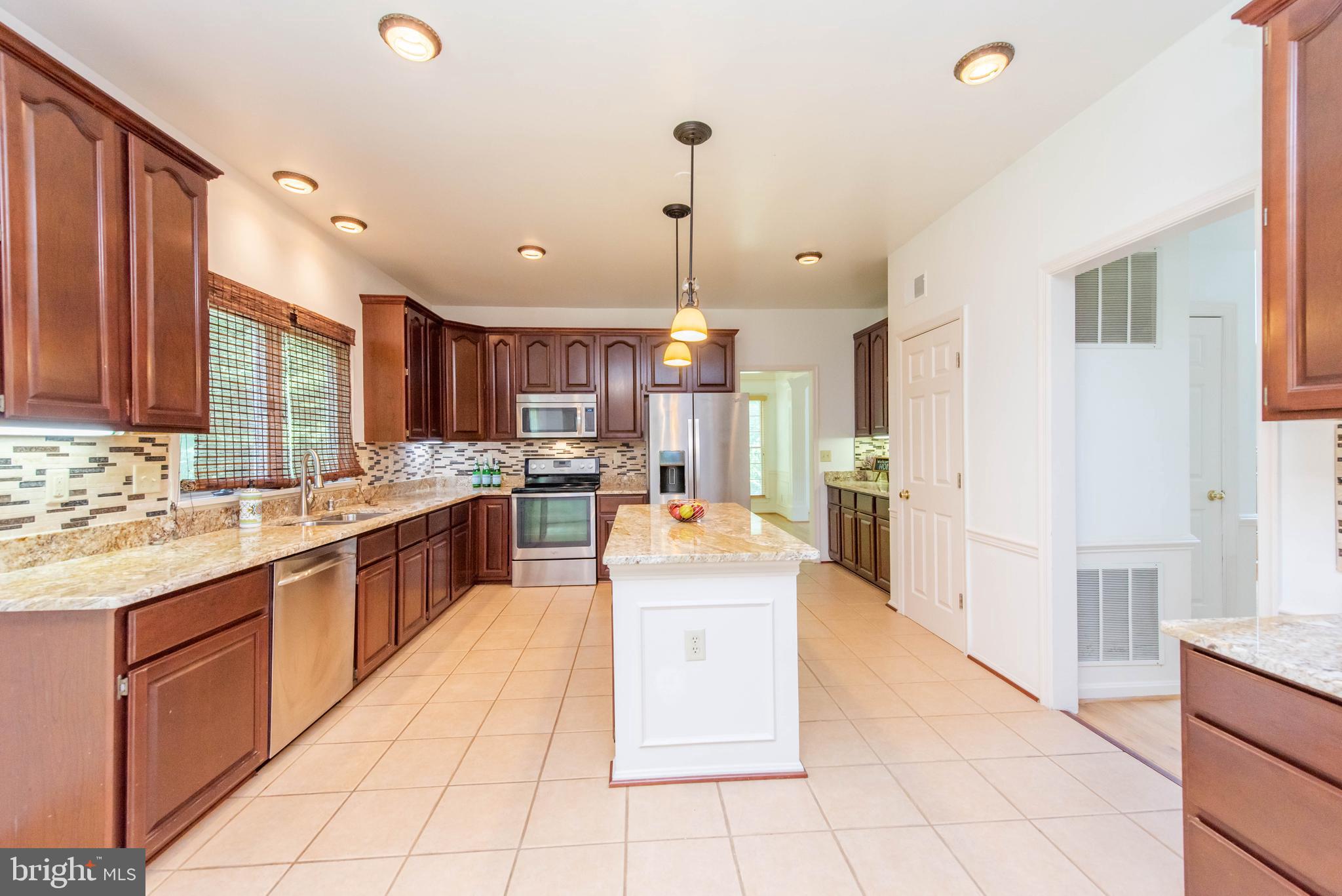 3108 Bold Ruler Court Bowie, MD 20721 - Photo 13 of 54 Kitchen