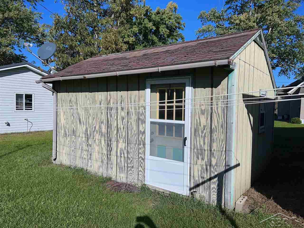 2525 Center Road Caro, MI 48723 - Photo 25 of 30 50058389-24.JPG