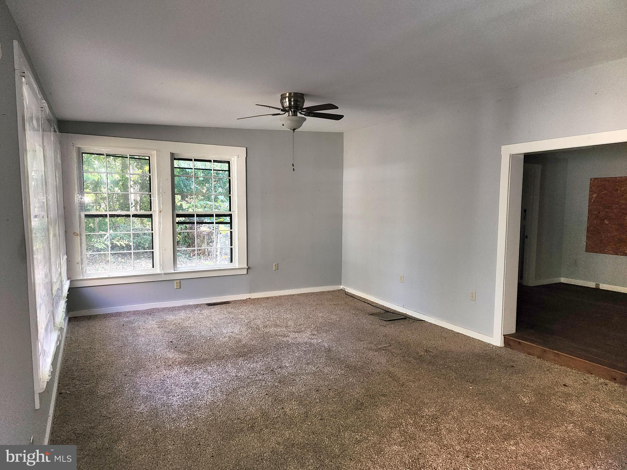 98 Walnut Shade Road Felton, DE 19943 - Photo 4 of 20 Living Room