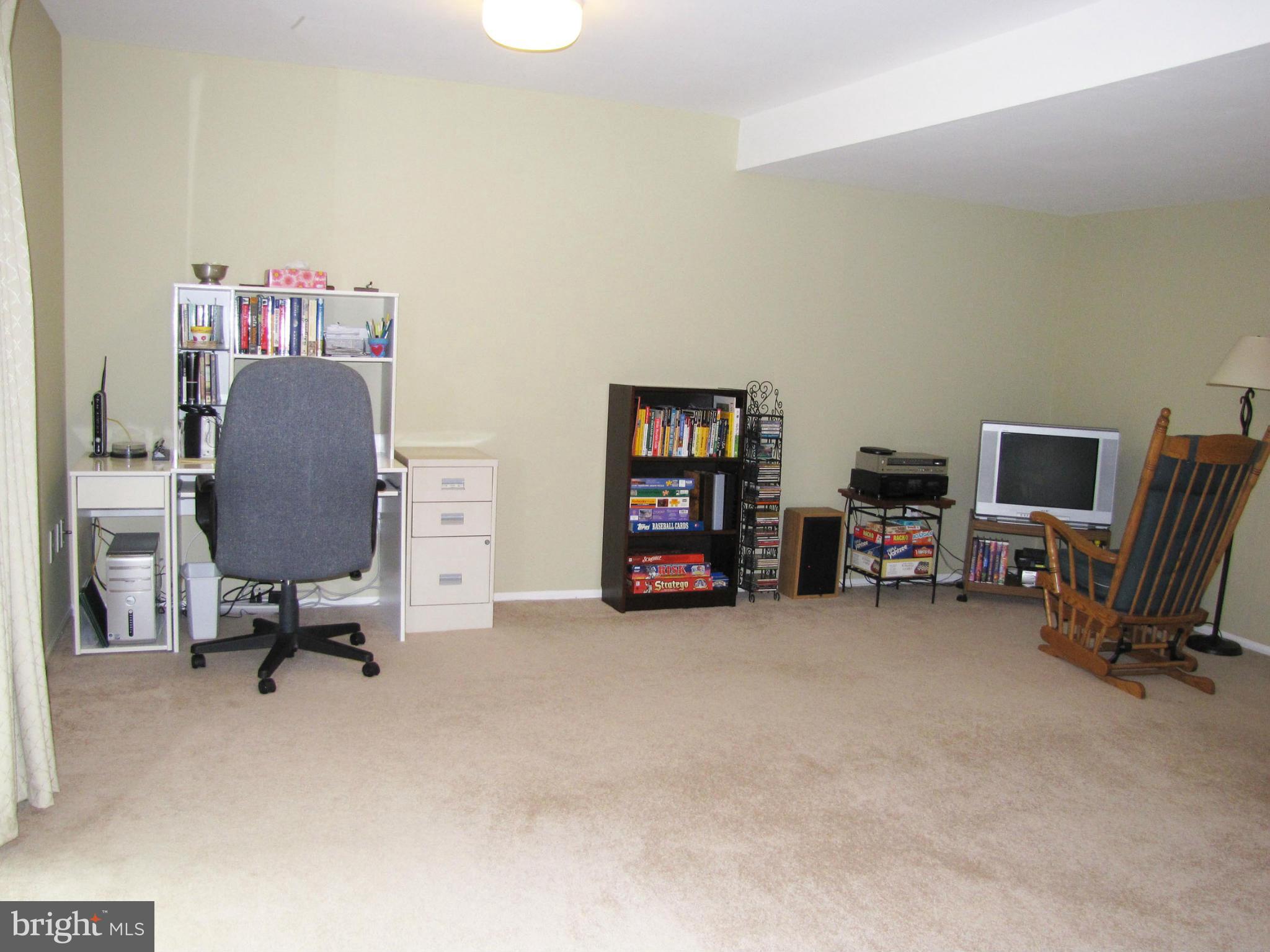 7444 Setting Sun Way Columbia, MD 21046 - Photo 16 of 20 Family Room