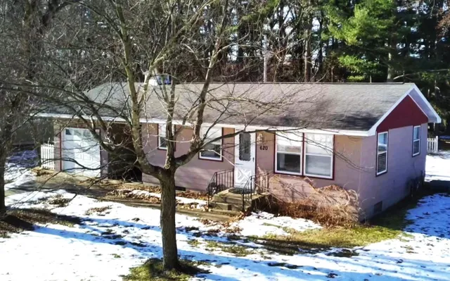 $159,900 | 620 South Waupaca Street, Wautoma, WI 54982
