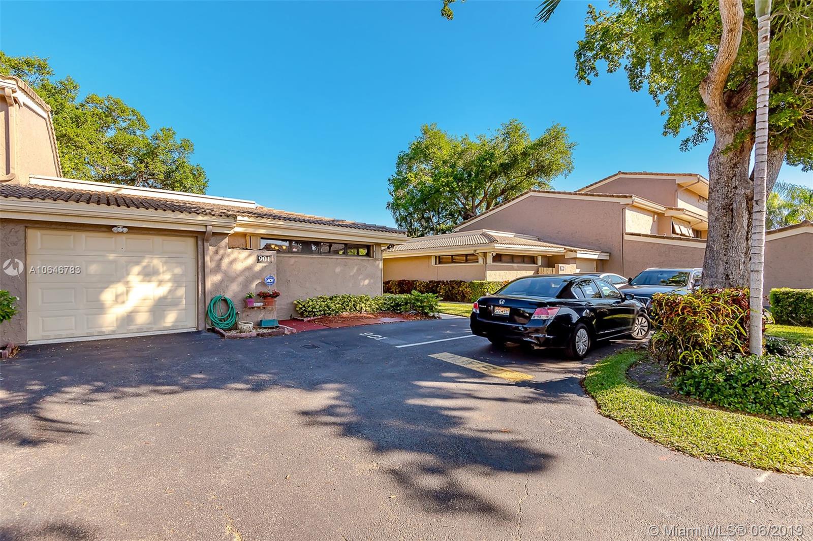 901 St Andrews Road, Unit 901 Hollywood, FL 33021 - Photo 27 of 33 Gallery Image 27