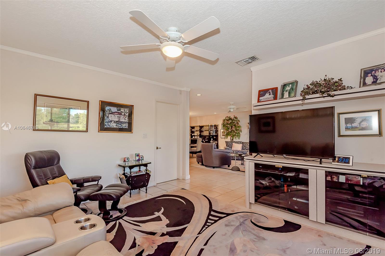 901 St Andrews Road, Unit 901 Hollywood, FL 33021 - Photo 10 of 33 Gallery Image 10