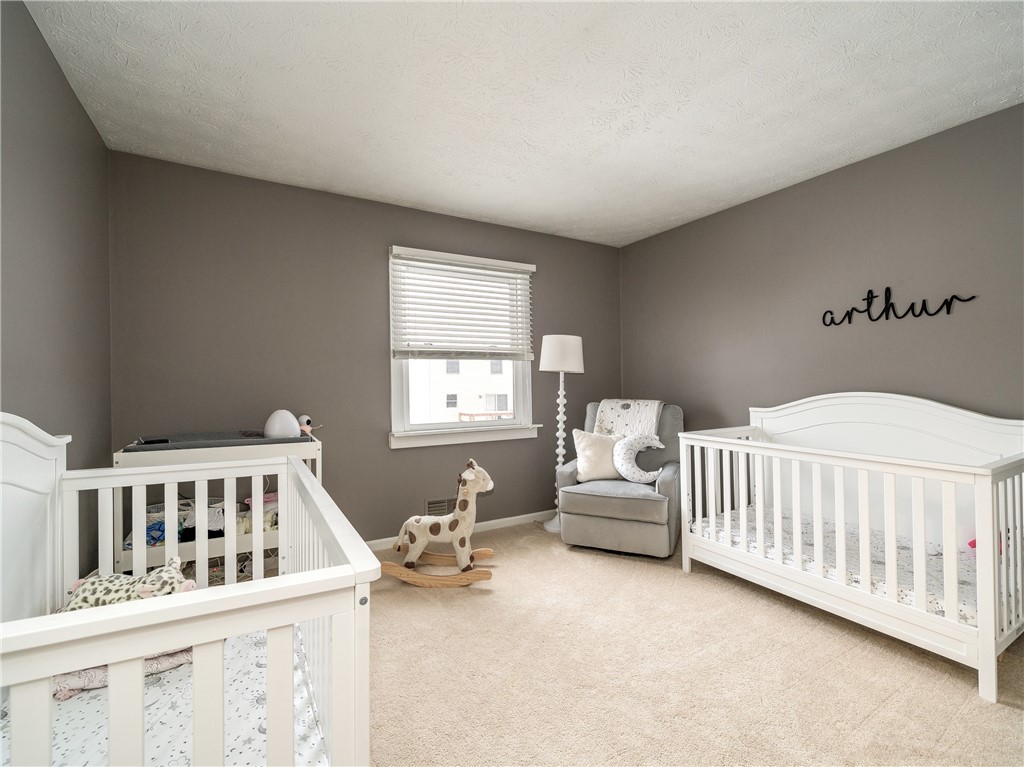 1012 Royal Drive Victor, NY 14564 - Photo 28 of 34 2nd bedroom