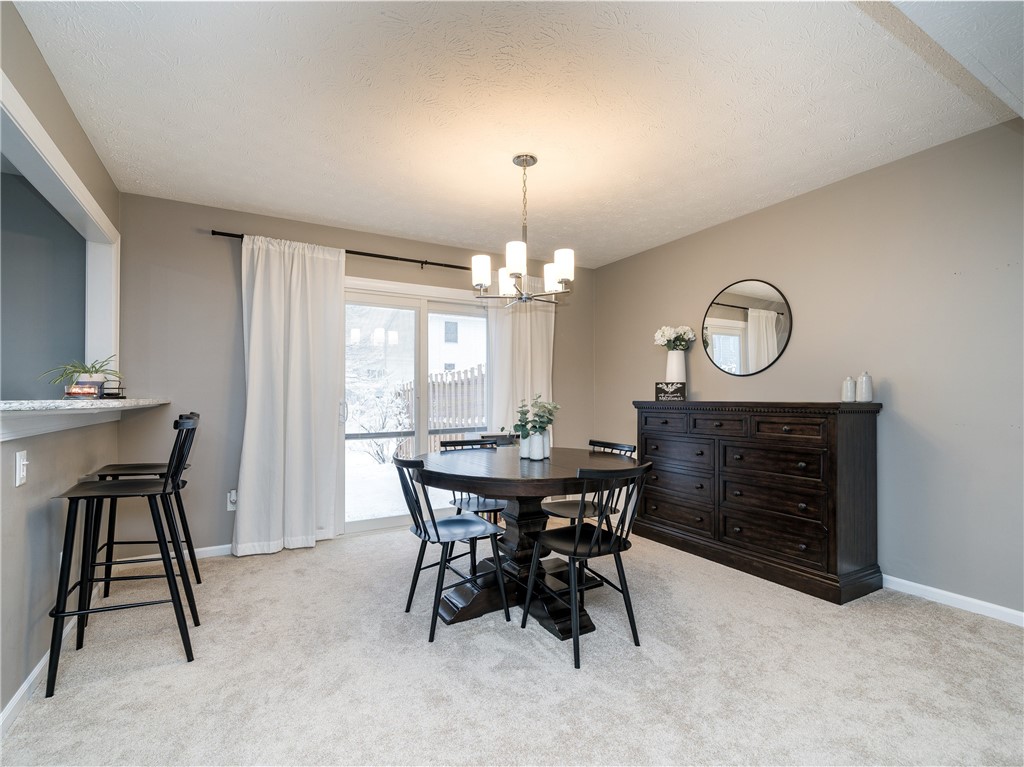 1012 Royal Drive Victor, NY 14564 - Photo 6 of 34