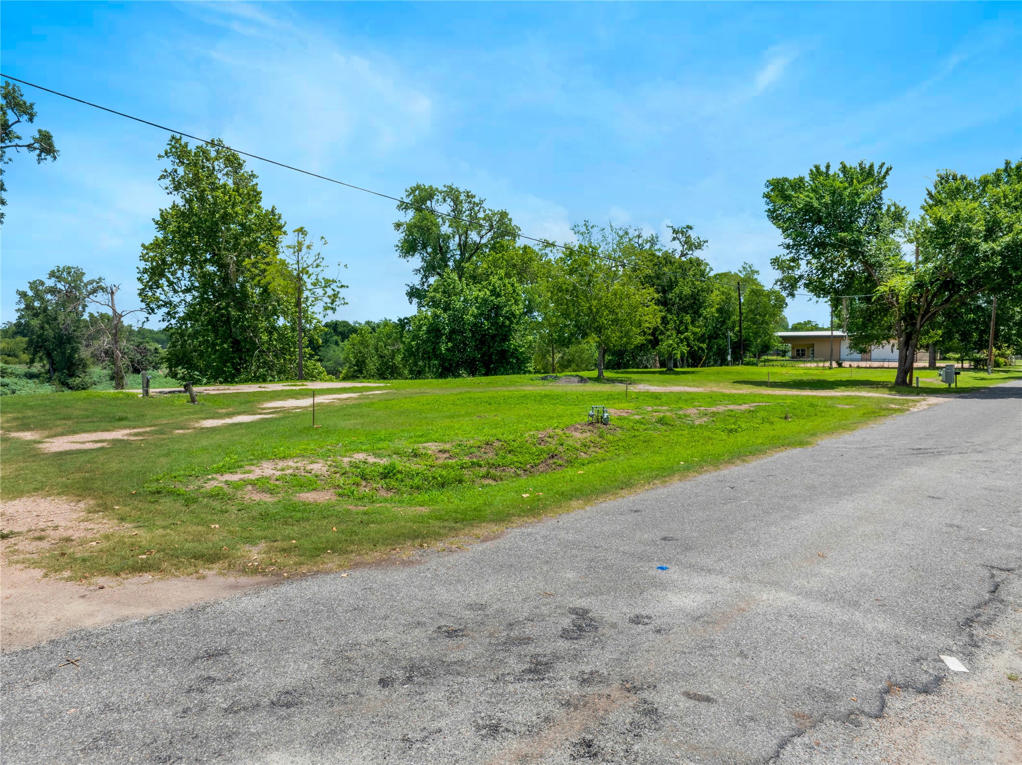 944 Robson Street Columbus, TX 78934 - Photo 23 of 26