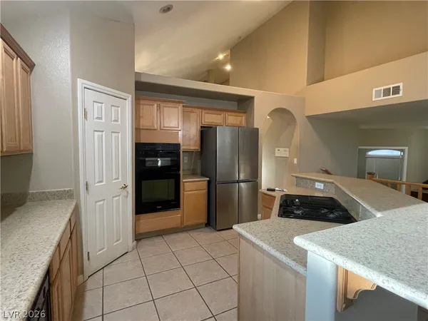 $2,850 | 2596 Mizzoni Circle, Henderson, NV 89052
