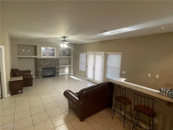 $2,850 | 2596 Mizzoni Circle, Henderson, NV 89052