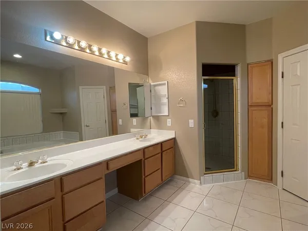 $2,850 | 2596 Mizzoni Circle, Henderson, NV 89052