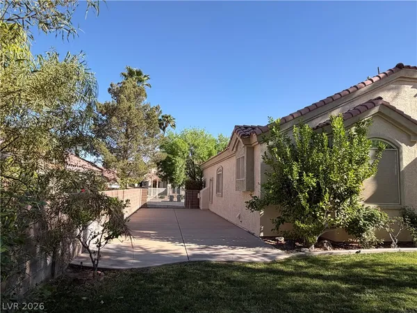 $2,850 | 2596 Mizzoni Circle, Henderson, NV 89052