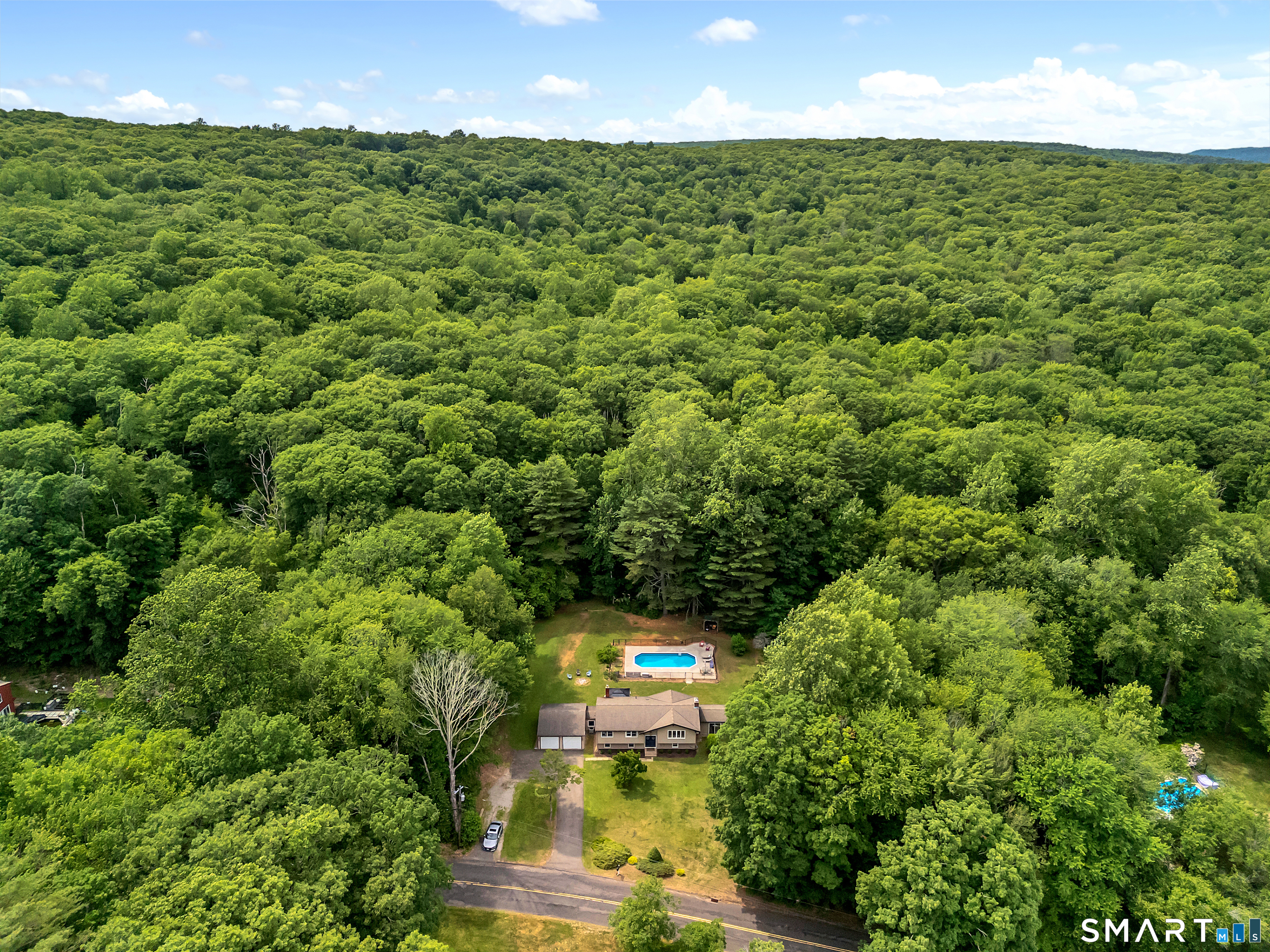 384 Beaver Meadow Road Haddam, CT 06441 - Photo 2 of 38