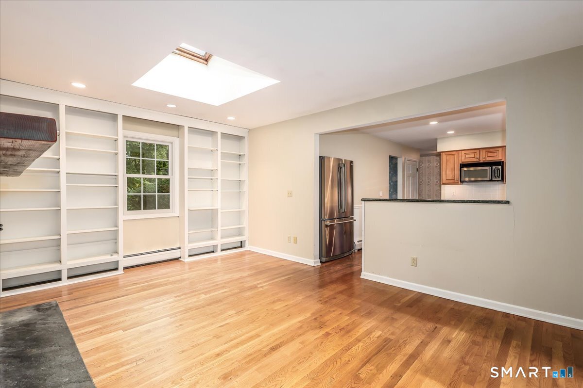 264 Chestnut Land Road New Milford, CT 06776 - Photo 21 of 28 Gallery Image 21