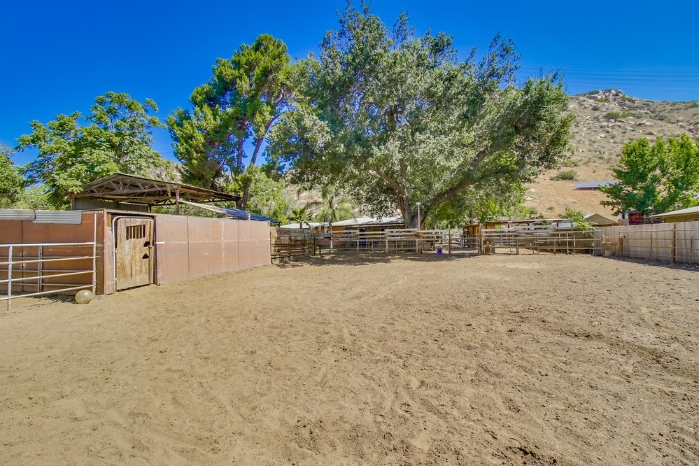 13326 Willow Road Lakeside, CA 92040 - Photo 12 of 25