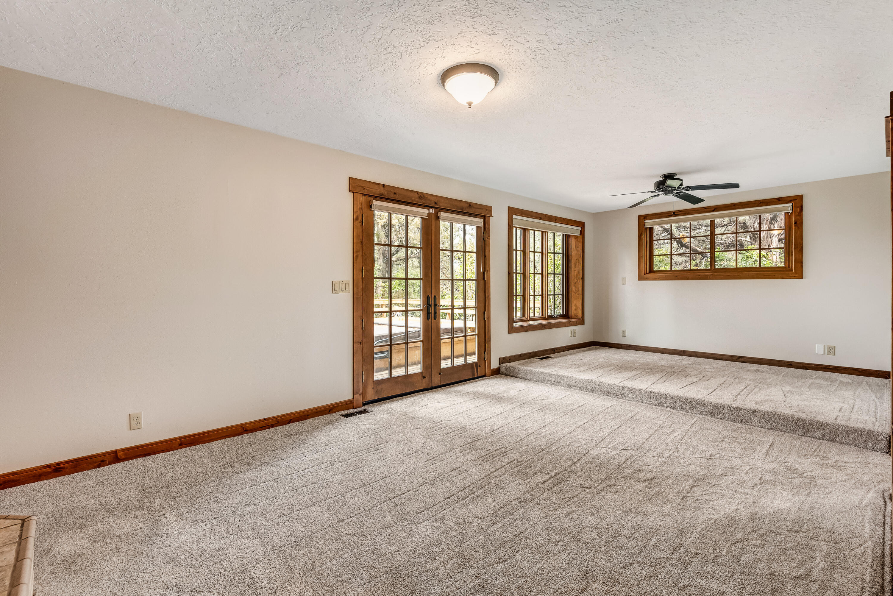 18455 Couch Market Road Bend, OR 97703 - Photo 19 of 45 19