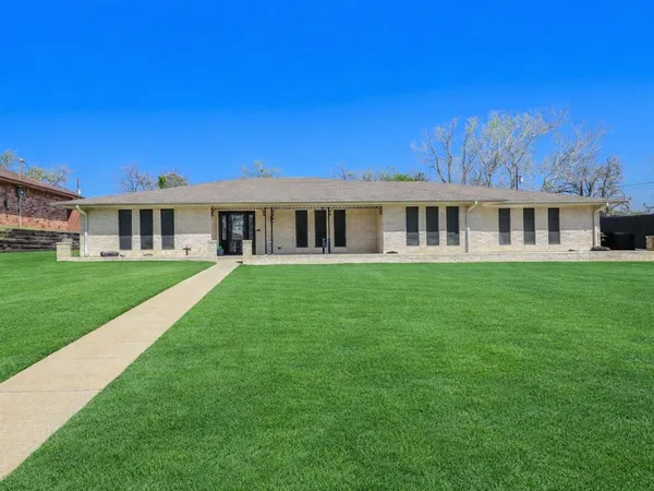 $424,900 | 2613 Brookhaven Drive, Denison, TX 75020