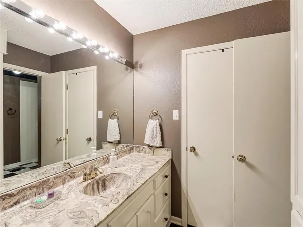 $424,900 | 2613 Brookhaven Drive, Denison, TX 75020