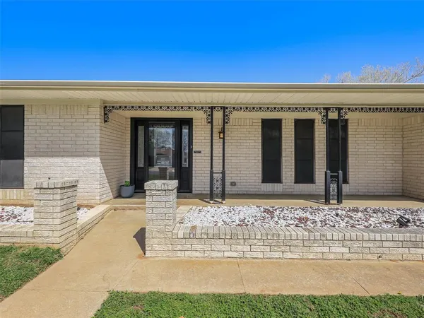 $424,900 | 2613 Brookhaven Drive, Denison, TX 75020