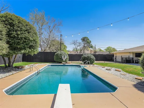 $424,900 | 2613 Brookhaven Drive, Denison, TX 75020