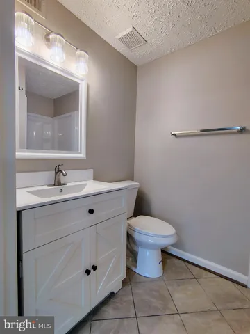 $2,200 | 12407 Hickory Tree Way, Unit H 524, Germantown, MD 20874