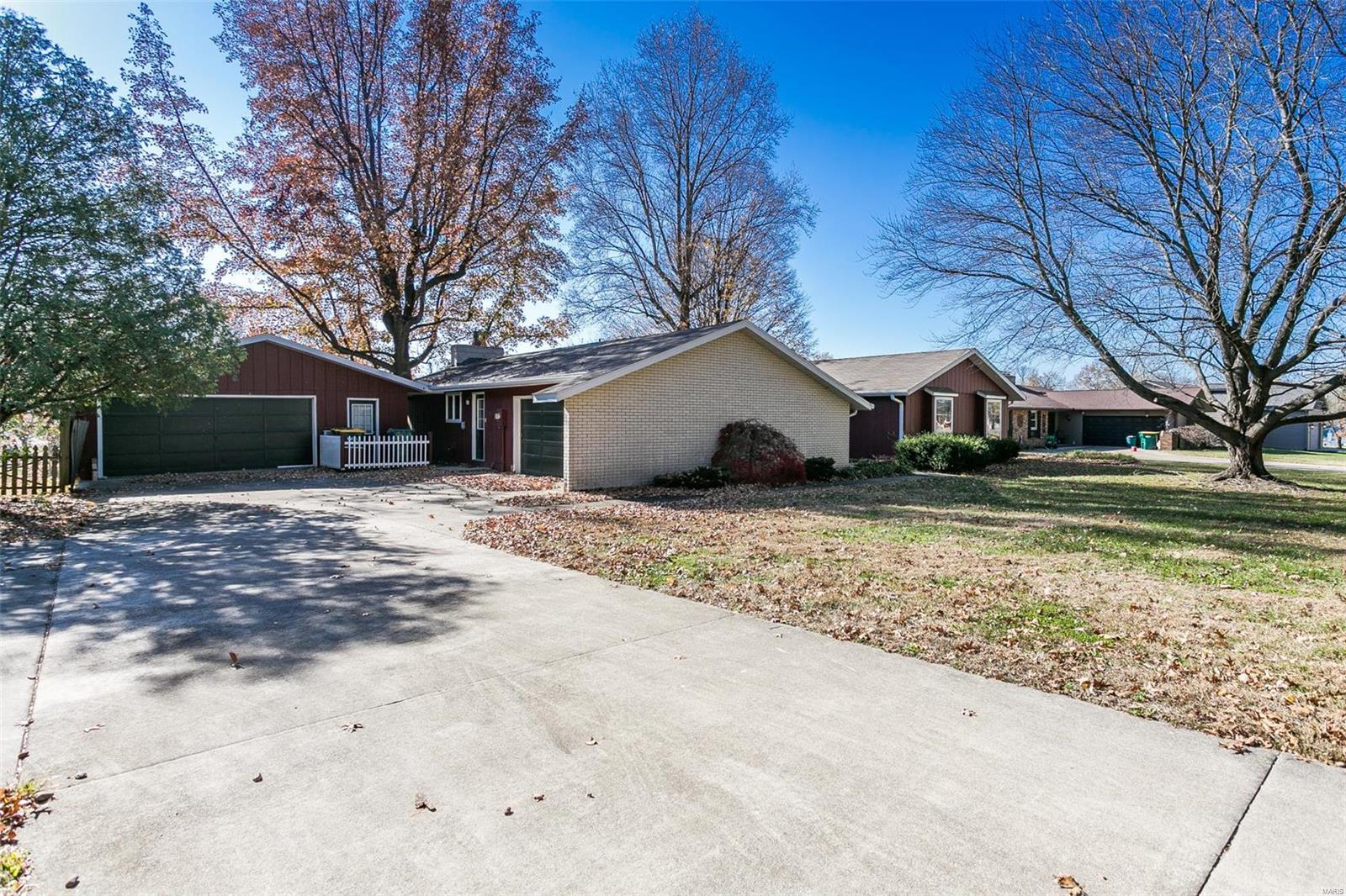 1010 College Road Lebanon, IL 62254 - Photo 2 of 40 Gallery Image 2