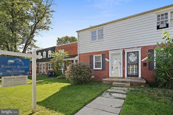 $155,000 | 2613 Colebrooke Drive, Unit 24, Temple Hills, MD 20748