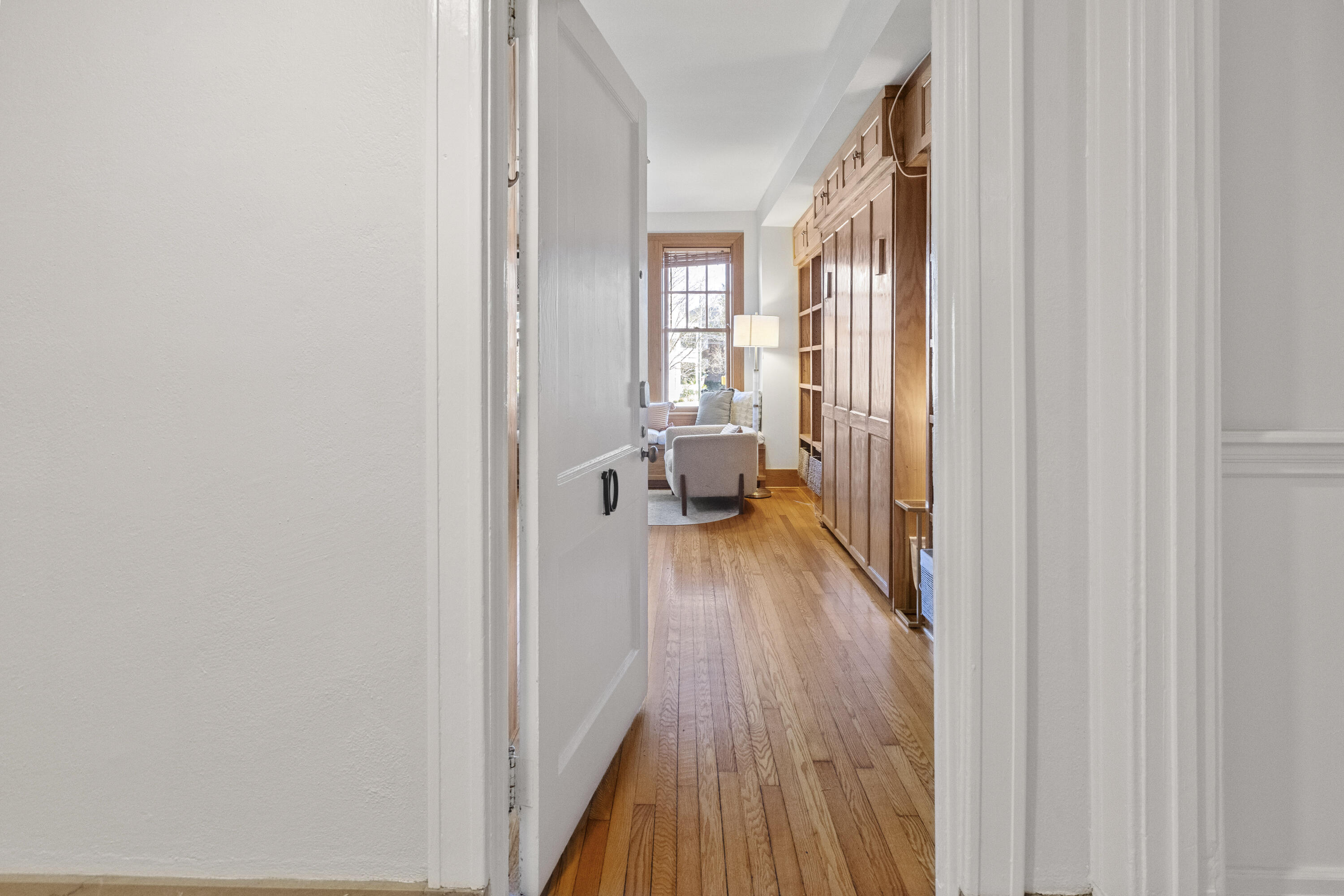 63 Rutledge Avenue, Unit 10 Charleston, SC 29401 - Photo 5 of 33 Entrance into Unit 10
