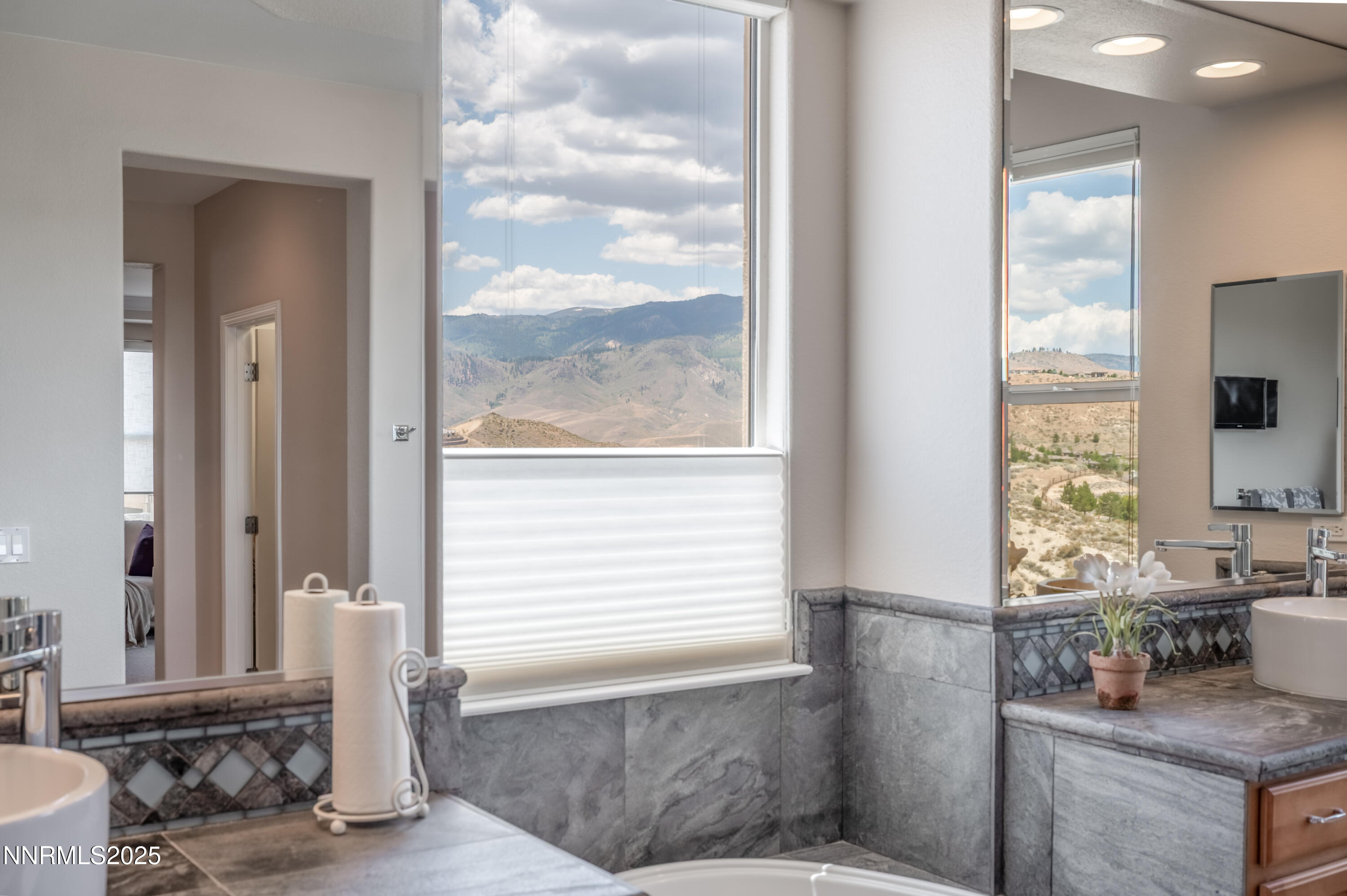 2265 Peavine Valley Road Reno, NV 89523 - Photo 28 of 42 p-1065