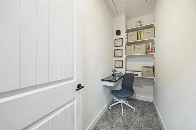 $2,000 | 6730 Knox Street, Unit A, Houston, TX 77091