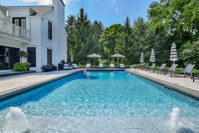 $2,795,000 | 615 Easton Avenue, Geneva, IL 60134