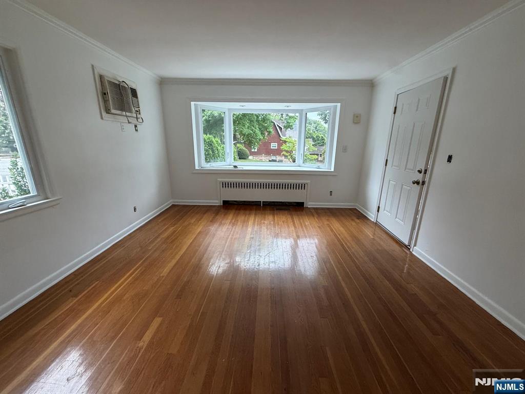649 Oakdene Avenue, Unit 1 Ridgefield, NJ 07657 - Photo 7 of 25 Gallery Image 7