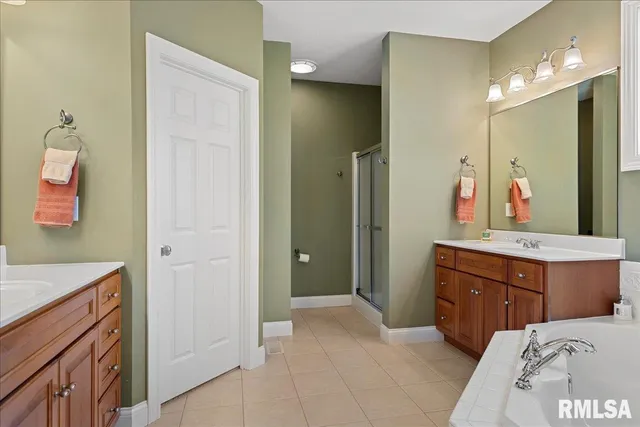 $500,000 | 427 Spring Ridge, Rochester, IL 62563