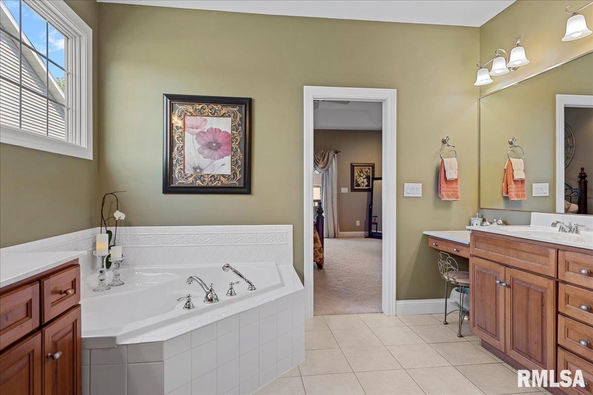 427 Spring Ridge Rochester, IL 62563 - Photo 24 of 52