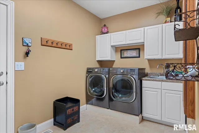 $500,000 | 427 Spring Ridge, Rochester, IL 62563