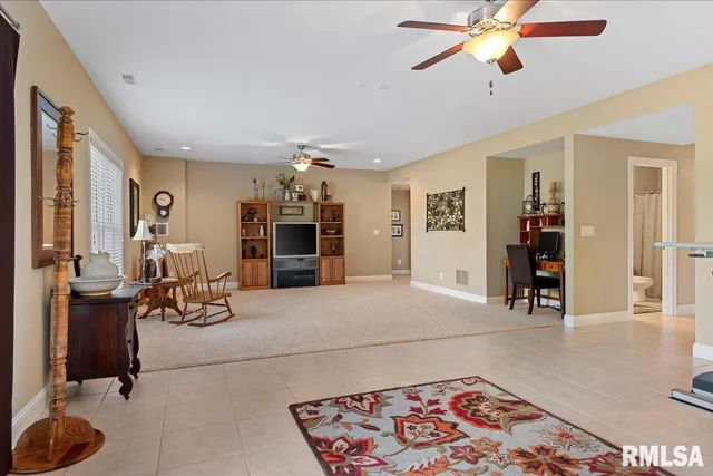 $500,000 | 427 Spring Ridge, Rochester, IL 62563